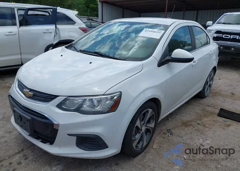 2019 Chevrolet Sonic Premier Auto из США, поврежденный, VIN 1G1JF5SB7K4121062